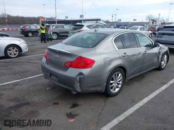 2008 Infiniti G35 x with VIN JNKBV61F18M253279, listed as a IAAI auction lot 41737288 with 219,260 mi miles. Bid and sale history available at carsss.com. Image 4.