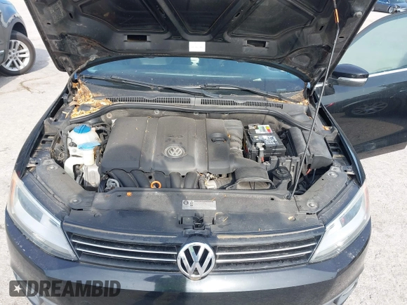 2011 Volkswagen Jetta SEL с VIN 3VWLX7AJ6BM394822, выставлен на аукционе IAAI как лот 42360987 с пробегом 173 310 миль миль и . История ставок и продаж доступна на DreamBid. Изображение 10.