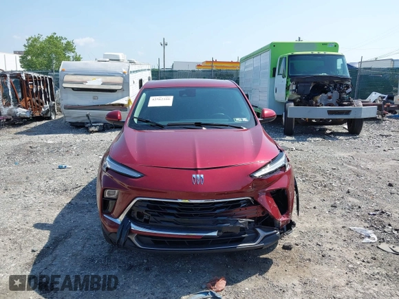 2024 Buick Encore GX Preferred с VIN KL4AMCSL7RB199805, выставлен на аукционе IAAI как лот 42562166 с пробегом 1 859 миль миль и . История ставок и продаж доступна на DreamBid. Изображение 12.