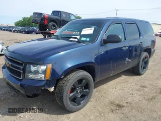 2012 Chevrolet Tahoe Commercial z VIN 1GNLC2E02CR315009, wystawiony jako IAAI lot #42525280 z przebiegiem 232 254 mil mil oraz . Historia ofert i sprzedaży dostępna na DreamBid. Obrazek 17.
