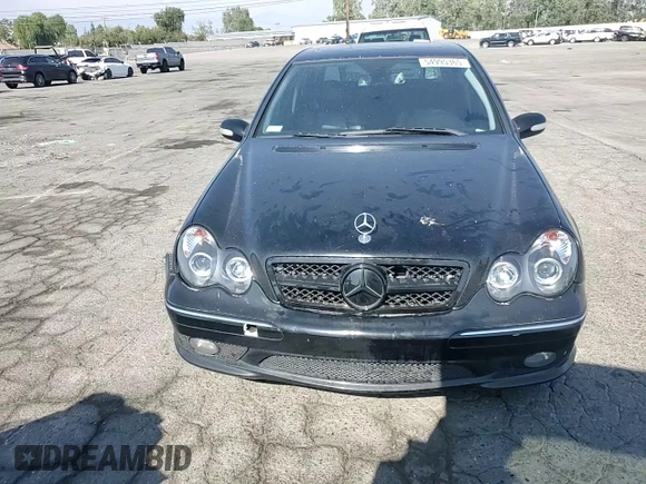 2005 Mercedes-Benz C 230 Kompressor z VIN WDBRF40J55F704686, wystawiony jako Copart lot #54995365 z przebiegiem 247 576 mil mil oraz Szkoda całkowita • Salvage title. Historia ofert i sprzedaży dostępna na DreamBid. Obrazek 14.