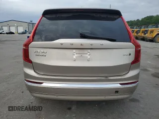 2024 Volvo XC90 Plus Bright Theme z VIN YV4062PE9R1169336, wystawiony jako Copart lot #56022465 z przebiegiem 8 129 mil mil oraz Szkoda całkowita • Salvage title. Historia ofert i sprzedaży dostępna na DreamBid. Obrazek 6.