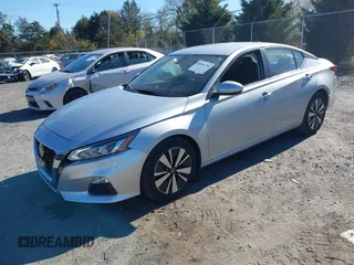 2021 Nissan Altima SV with VIN 1N4BL4DV1MN417140, listed as a IAAI auction lot 40694796 with 49,159 mi miles and . Bid and sale history available at carsss.com. Image 17.