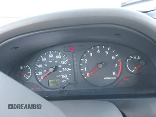 2000 Nissan Maxima GXE z VIN JN1CA31D5YT501086, wystawiony jako IAAI lot #41982095 z przebiegiem 184 012 mil mil oraz . Historia ofert i sprzedaży dostępna na DreamBid. Obrazek 7.