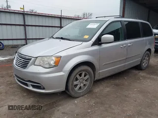 2012 Chrysler Town & Country Touring with VIN 2C4RC1BG8CR382559, listed as a IAAI auction lot 41532073 with 156,586 mi miles. Bid and sale history available at carsss.com. Image 17.