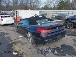 2012 BMW 6 Series 640i z VIN WBALW7C52CC618691, wystawiony jako IAAI lot #41305802 z przebiegiem Nie podano mil oraz . Historia ofert i sprzedaży dostępna na DreamBid. Obrazek 3.