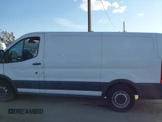 2018 Ford Transit с VIN 1FTYE1ZMXJKB03464, выставлен на аукционе IAAI как лот 41154785 с пробегом 72 451 миль миль и . История ставок и продаж доступна на DreamBid. Изображение 13.