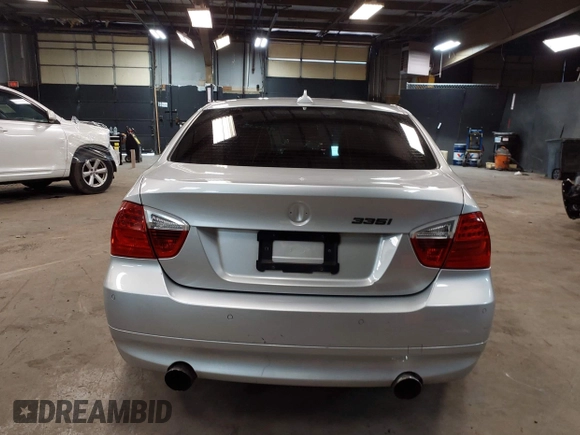 2007 BMW 3 Series 335i with VIN WBAVB73567P101199, listed as a IAAI auction lot 42376366 with 76,839 mi miles and . Bid and sale history available at DreamBid. Image 17.