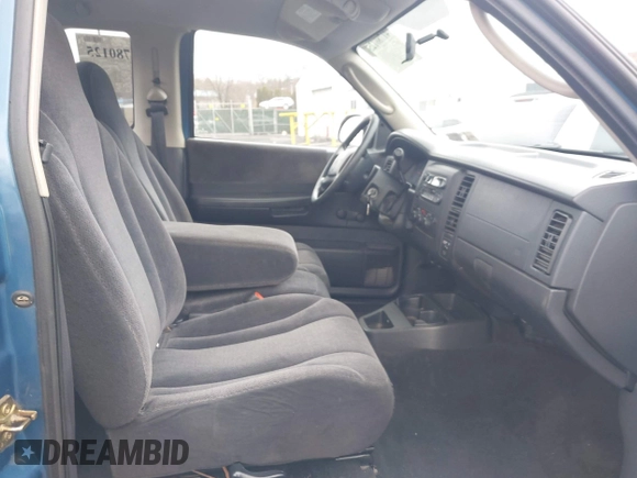 2003 Dodge Dakota Sport with VIN 1D7HG32NX3S322085, listed as a IAAI auction lot 41780125 with 95,321 mi miles. Bid and sale history available at carsss.com. Image 5.