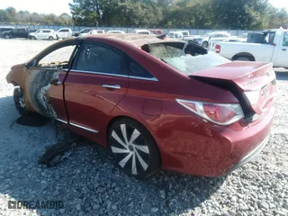 2013 Hyundai Sonata Hybrid Limited with VIN KMHEC4A49DA085289, listed as a IAAI auction lot 37951183 with 1 mi miles. Bid and sale history available at carsss.com. Image 3.