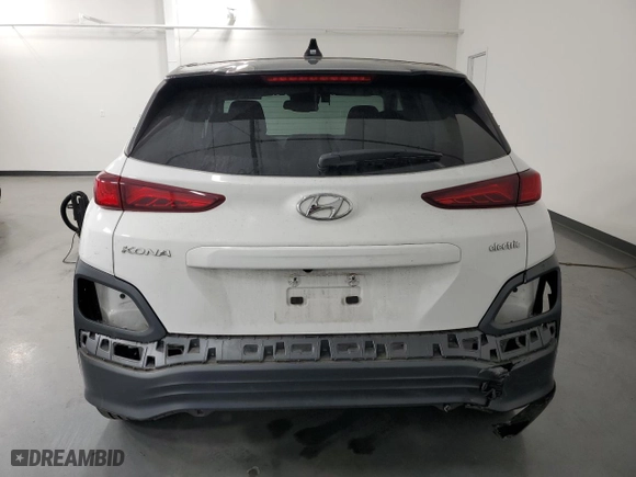 2021 Hyundai Kona Electric SEL with VIN KM8K23AG9MU132684, listed as a Copart auction lot 88742455 with 65,129 mi miles and Clean Title. Bid and sale history available at carsss.com. Image 6.