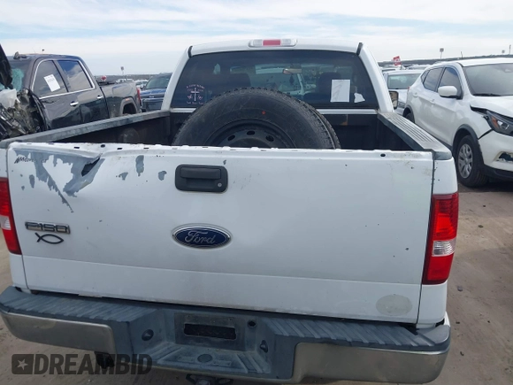 2004 Ford F-150 XLT with VIN 1FTRX12534KC29493, listed as a IAAI auction lot 41470710 with 272,253 mi miles. Bid and sale history available at carsss.com. Image 16.