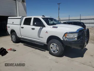 2020 Ram 2500 Tradesman with VIN 3C6UR5CL3LG285715, listed as a Copart auction lot 57693545 with 179,986 mi miles and Clean title. Bid and sale history available at DreamBid. Image 4.