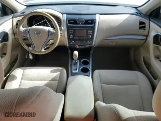 2013 Nissan Altima 2.5 SL with VIN 1N4AL3AP3DC193621, listed as a Copart auction lot 49614135 with 197,111 mi miles and Salvage Title. Bid and sale history available at carsss.com. Image 8.
