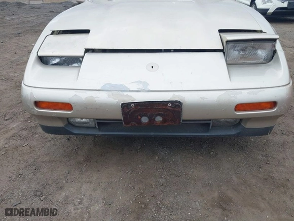 1988 Nissan 300ZX GS with VIN JN1HZ16S5JX205994, listed as a IAAI auction lot 41909162 with NaN miles. Bid and sale history available at carsss.com. Image 6.