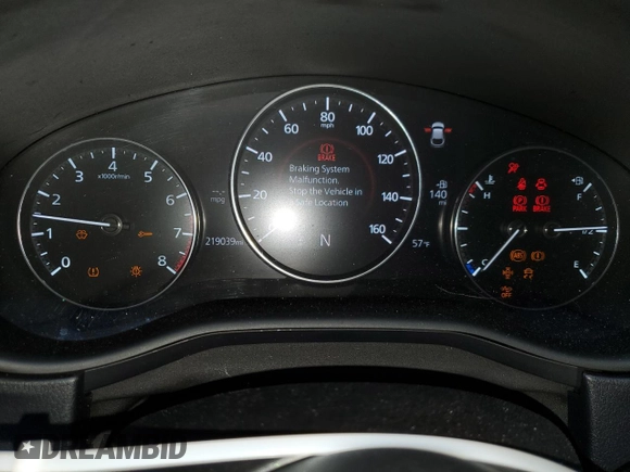 2020 Mazda CX-30 Premium with VIN 3MVDMBEM9LM136348, listed as a Copart auction lot 55018785 with 219,039 mi miles and Salvage title. Bid and sale history available at DreamBid. Image 9.