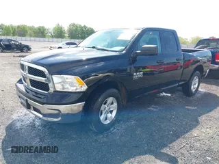 2020 Ram 1500 Tradesman z VIN 1C6RR6FG5LS151064, wystawiony jako IAAI lot #42044396 z przebiegiem 38 720 mil mil oraz . Historia ofert i sprzedaży dostępna na DreamBid. Obrazek 2.