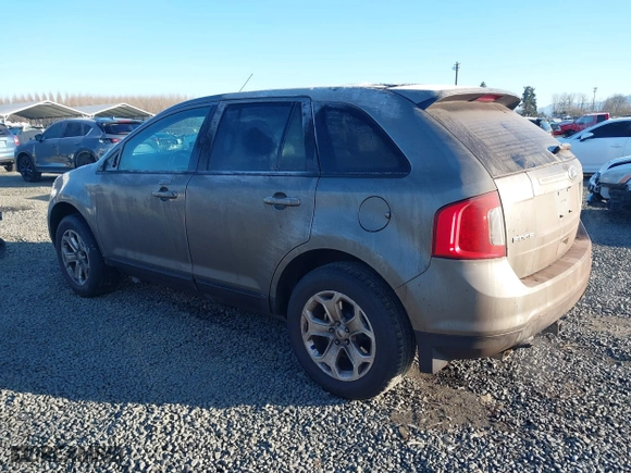2013 Ford Edge SEL with VIN 2FMDK4JC5DBA97837, listed as a IAAI auction lot 41549296 with 128,943 mi miles. Bid and sale history available at carsss.com. Image 3.