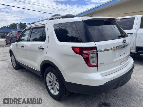 2011 Ford Explorer XLT with VIN 1FMHK7D83BGA41444, listed as a IAAI auction lot 42639747 with 101,637 mi miles and . Bid and sale history available at DreamBid. Image 3.
