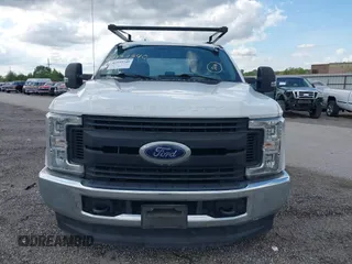 2019 Ford F-250 XL with VIN 1FD7X2B60KEC25009, listed as a IAAI auction lot 42133340 with 159,294 mi miles and . Bid and sale history available at DreamBid. Image 12.