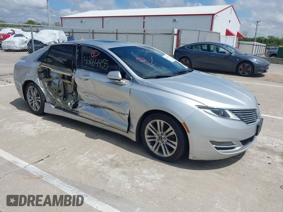 2015 Lincoln MKZ z VIN 3LN6L2GK5FR622117, wystawiony jako IAAI lot #42164455 z przebiegiem 167 156 mil mil oraz . Historia ofert i sprzedaży dostępna na DreamBid. Obrazek 1.