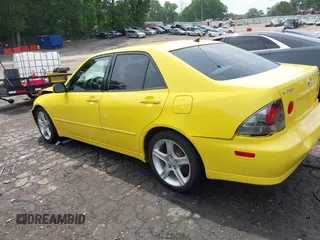 2001 Lexus IS 300/350 z VIN JTHBD182610014669, wystawiony jako IAAI lot #42261927 z przebiegiem 316 221 mil mil oraz . Historia ofert i sprzedaży dostępna na DreamBid. Obrazek 14.