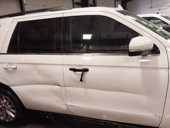 2020 Ford Expedition XLT с VIN 1FMJU1HT1LEA79193, выставлен на аукционе IAAI как лот 41301860 с пробегом 107 634 миль миль и . История ставок и продаж доступна на DreamBid. Изображение 13.