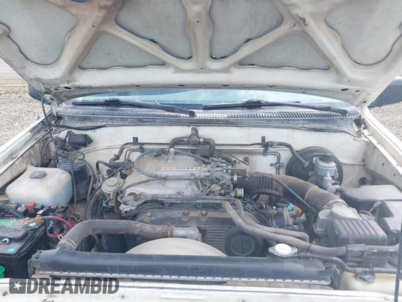 1993 Toyota T100 z VIN JT4VD20C1P0010434, wystawiony jako IAAI lot #42270410 z przebiegiem 263 632 mil mil oraz . Historia ofert i sprzedaży dostępna na DreamBid. Obrazek 10.