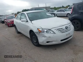 2009 Toyota Camry z VIN 4T1BE46K69U827318, wystawiony jako IAAI lot #41879474 z przebiegiem 223 347 mil mil oraz . Historia ofert i sprzedaży dostępna na DreamBid. Obrazek 1.