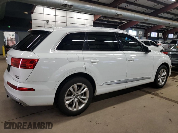 2017 Audi Q7 Premium Plus with VIN WA1LAAF73HD018687, listed as a Copart auction lot 45411145 with 110,040 mi miles and Clean title. Bid and sale history available at DreamBid. Image 3.
