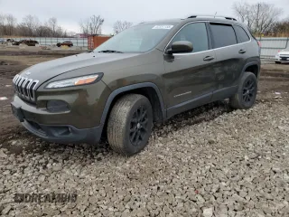2015 Jeep Cherokee Latitude z VIN 1C4PJMCS7FW515406, wystawiony jako Copart lot #52331155 z przebiegiem 129 815 mil mil oraz Szkody całkowita. Historia ofert i sprzedaży dostępna na DreamBid. Obrazek 1.