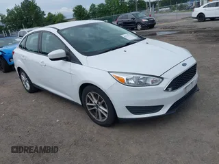 2018 Ford Focus SE z VIN 1FADP3F29JL202333, wystawiony jako IAAI lot #42773775 z przebiegiem 160 981 mil mil oraz . Historia ofert i sprzedaży dostępna na DreamBid. Obrazek 1.