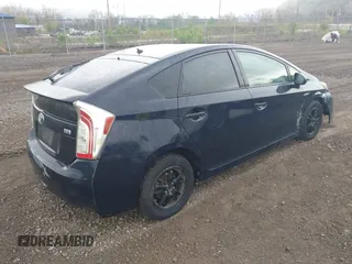 2013 Toyota Prius One with VIN JTDKN3DU5D1633618, listed as a IAAI auction lot 42125827 with 300,000 mi miles. Bid and sale history available at carsss.com. Image 4.