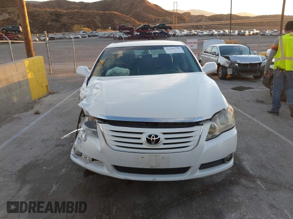 2008 Toyota Avalon XL with VIN 4T1BK36B38U272121, listed as a IAAI auction lot 41200326 with 138,260 mi miles. Bid and sale history available at carsss.com. Image 12.
