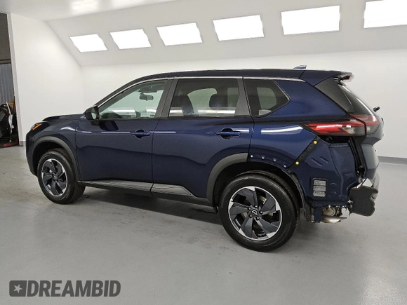 2025 Nissan Rogue SV with VIN 5N1BT3BA4SC825642, listed as a Copart auction lot 55176605 with 2,002 mi miles and Clean Title. Bid and sale history available at DreamBid. Image 2.
