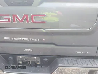 2022 GMC Sierra 1500 SLT with VIN 3GTU9DEL0NG132163, listed as a IAAI auction lot 42209503 with 44,924 mi miles and . Bid and sale history available at DreamBid. Image 6.