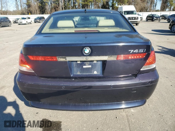 2003 BMW 7 Series 745i z VIN WBAGL63433DP63566, wystawiony jako Copart lot #87365424 z przebiegiem 167 697 mil mil oraz Szkoda całkowita • Salvage title. Historia ofert i sprzedaży dostępna na DreamBid. Obrazek 6.