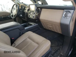 2013 Ford F-250 XL with VIN 1FT7X2BT5DEB44617, listed as a Copart auction lot 72566734 with 117,798 mi miles and Clean Title. Bid and sale history available at DreamBid. Image 8.