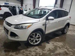 2013 Ford Escape Titanium with VIN 1FMCU9J92DUC07664, listed as a Copart auction lot 63343955 with 144,686 mi miles and Clean title. Bid and sale history available at DreamBid. Image 1.
