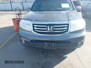 2013 Honda Pilot Touring with VIN 5FNYF4H94DB035692, listed as a IAAI auction lot 41771116 with 137,464 mi miles and . Bid and sale history available at carsss.com. Image 6.