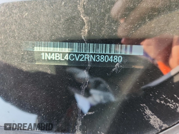 2024 Nissan Altima SR z VIN 1N4BL4CV2RN380480, wystawiony jako Copart lot #60919475 z przebiegiem 25 293 mil mil oraz Szkoda całkowita • Salvage title. Historia ofert i sprzedaży dostępna na DreamBid. Obrazek 12.