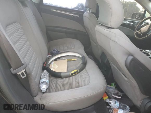 2016 Ford Fusion S с VIN 3FA6P0G73GR277489, выставлен на аукционе Copart как лот 62811515 с пробегом 133 247 миль миль и Списание • Salvage title. История ставок и продаж доступна на DreamBid. Изображение 10.