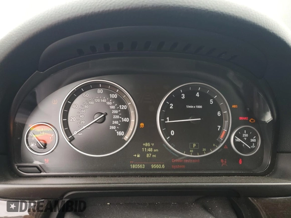 2014 BMW 5 Series 528i xDrive with VIN WBA5A7C56ED618181, listed as a Copart auction lot 73992504 with 180,563 mi miles and Salvage Title. Bid and sale history available at DreamBid. Image 9.