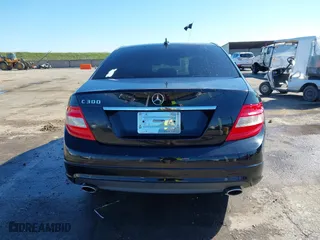 2009 Mercedes-Benz C-Class 3.0L Sport with VIN WDDGF54X29R073645, listed as a IAAI auction lot 41668825 with 143,051 mi miles. Bid and sale history available at carsss.com. Image 16.