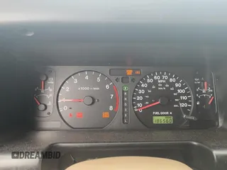 2002 Isuzu Trooper S with VIN JACDS58X727J02138, listed as a IAAI auction lot 41455245 with 186,560 mi miles and . Bid and sale history available at DreamBid. Image 7.