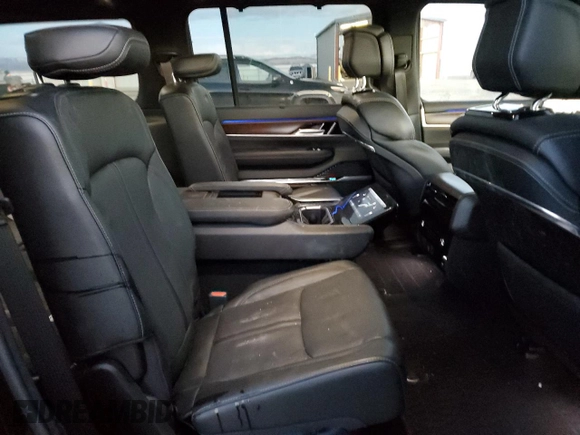 2022 Jeep Grand Wagoneer Series I with VIN 1C4SJVEJ6NS141168, listed as a Copart auction lot 85013444 with 15,694 mi miles and Clean title. Bid and sale history available at DreamBid. Image 11.