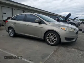 2015 Ford Focus SE with VIN 1FADP3F23FL254144, listed as a Copart auction lot 58238185 with 159,919 mi miles and Clean title. Bid and sale history available at DreamBid. Image 4.