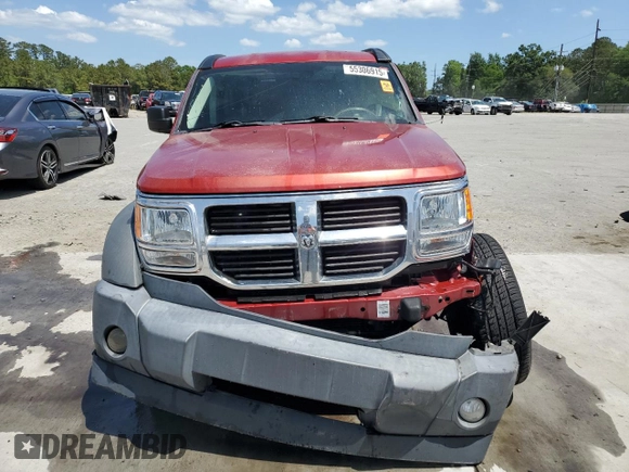 2010 Dodge Nitro SXT z VIN 1D4PT5GK1AW126105, wystawiony jako Copart lot #55306915 z przebiegiem 248 469 mil mil oraz Szkody całkowita. Historia ofert i sprzedaży dostępna na DreamBid. Obrazek 5.