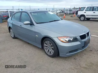 2007 BMW 3 Series 328i with VIN WBAVC53527FZ72561, listed as a IAAI auction lot 41891455 with 146,096 mi miles and . Bid and sale history available at carsss.com. Image 1.