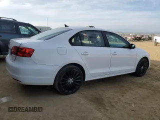 2012 Volkswagen Jetta Sedan SE w/Convenience PZEV with VIN 3VWDP7AJ5CM372669, listed as a Copart auction lot 42633975 with 164,028 mi miles and Salvage Title. Bid and sale history available at carsss.com. Image 3.